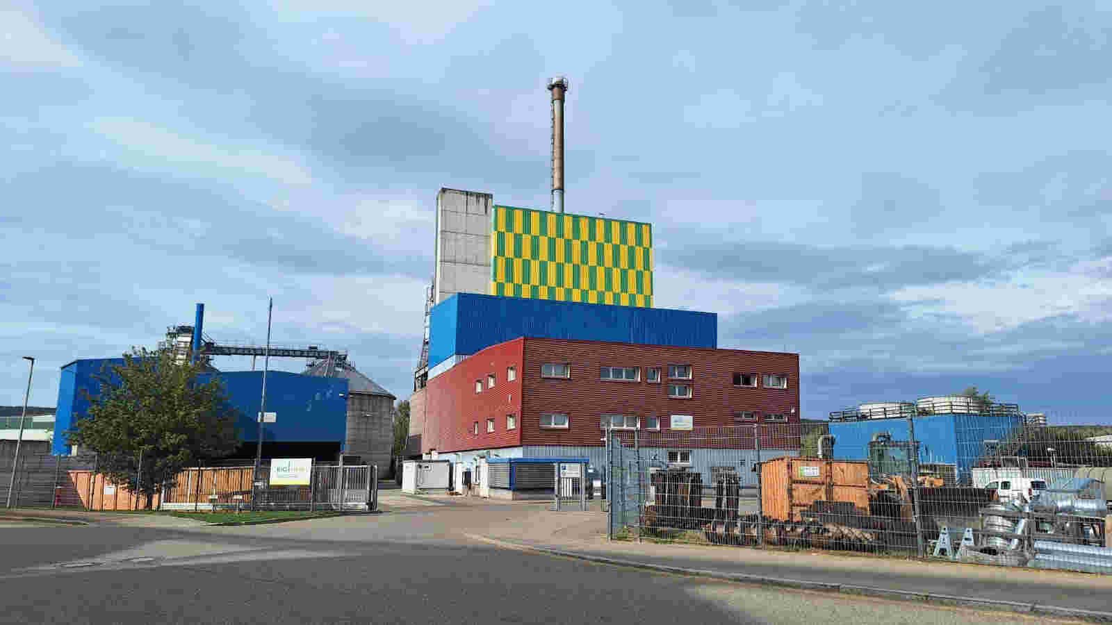 Besuch im Biomasseheiz-kraftwerk